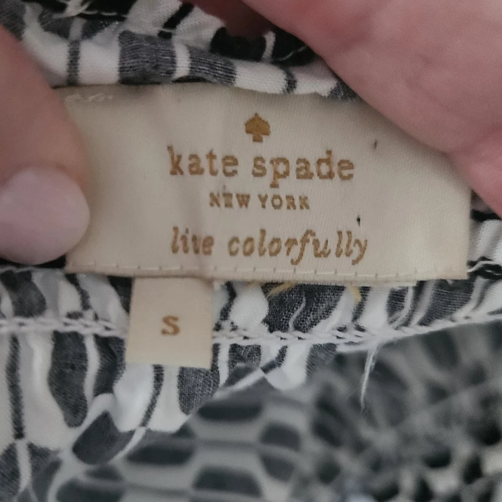 KATE SPADE Black & White Graphic Off-The-Shoulder Blouse | SZ S